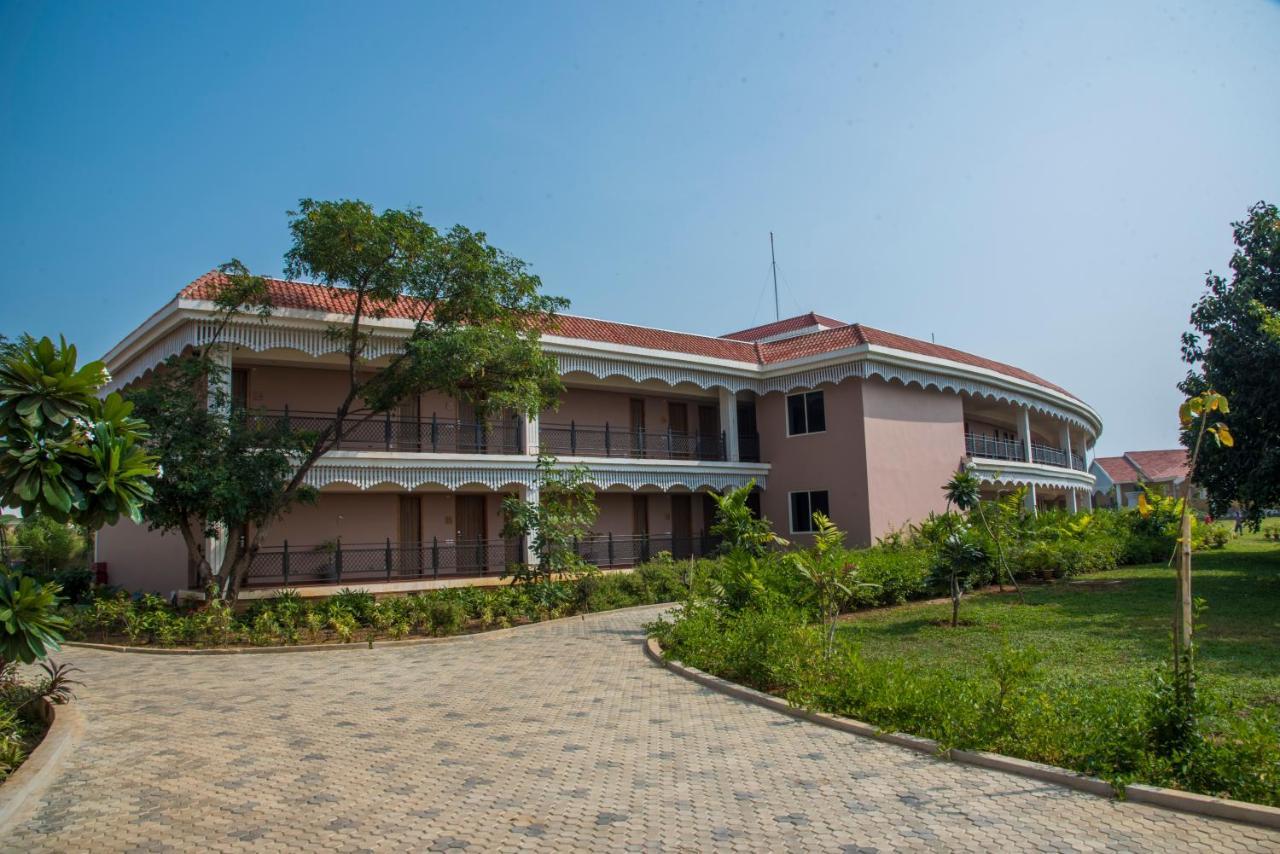 منتجع سوستى تشيليكا Kanaipur المظهر الخارجي الصورة